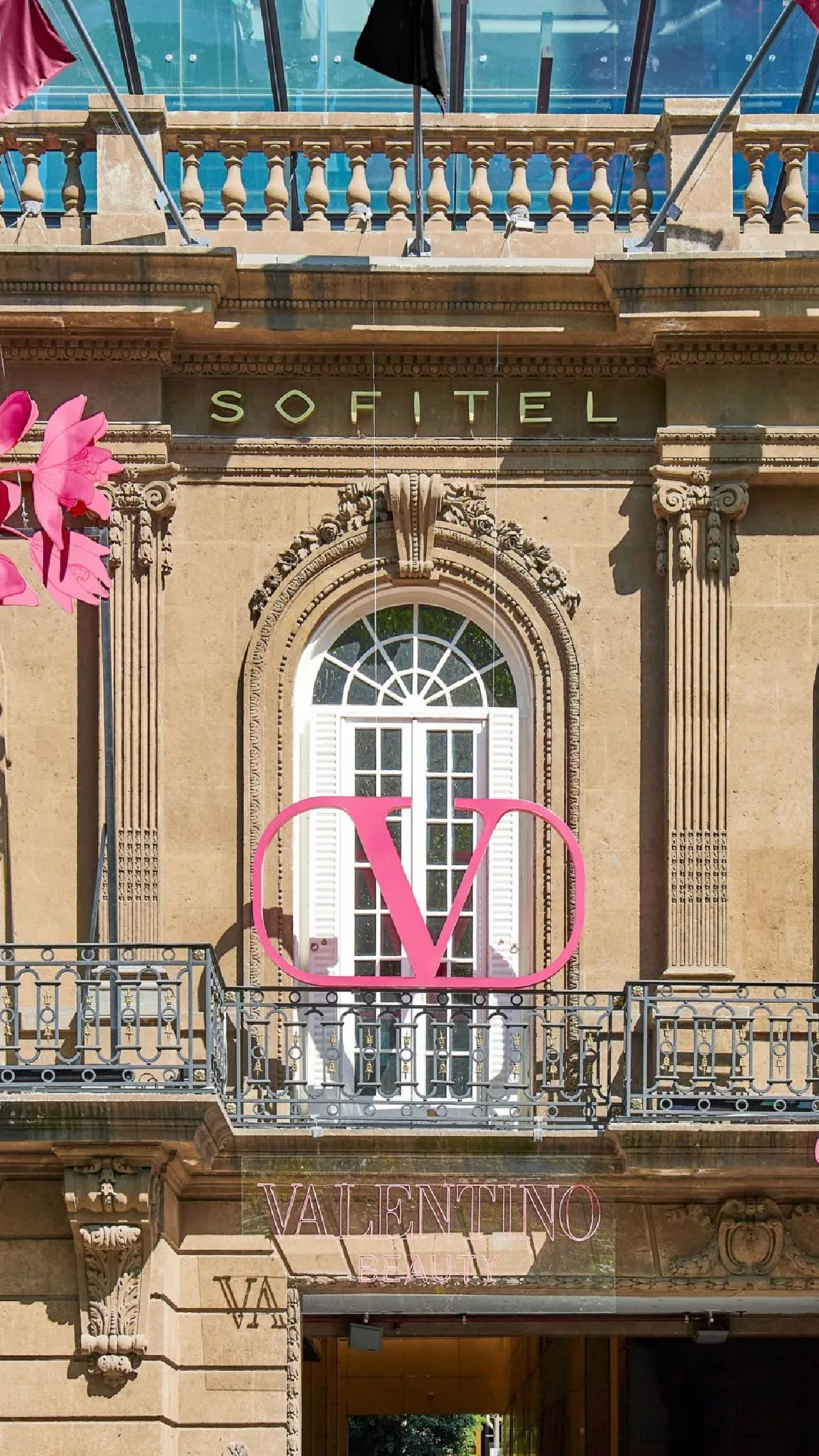 Valentino - © TOCINO & AGUACATE